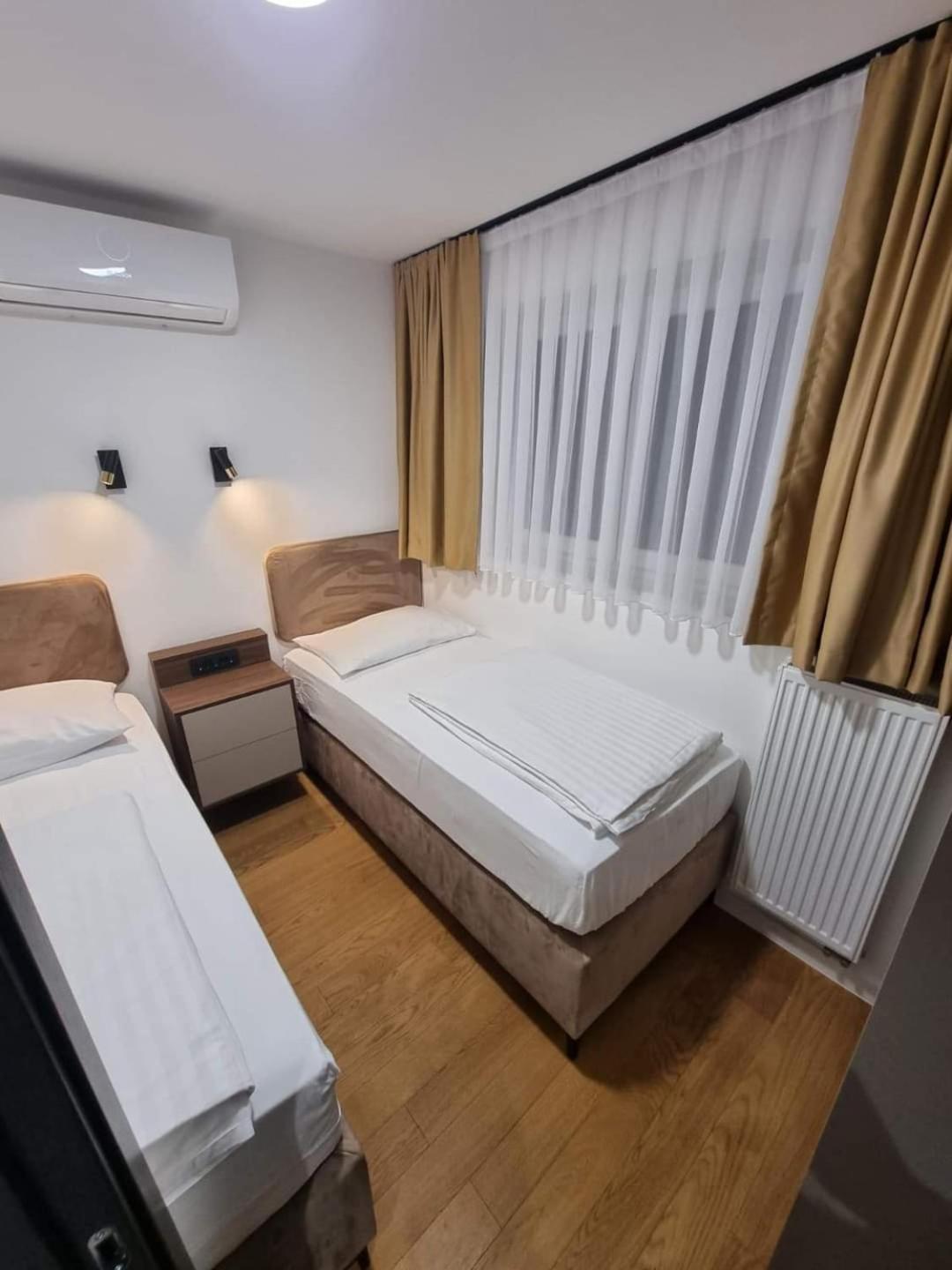 Osijek Luxury Center - Self Check In, Free Private Parking, Ulica Ivana Gundulica 82 Διαμέρισμα Εξωτερικό φωτογραφία