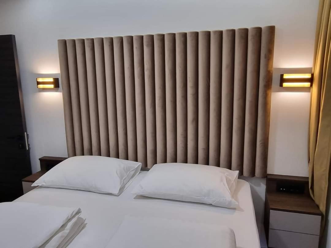 Osijek Luxury Center - Self Check In, Free Private Parking, Ulica Ivana Gundulica 82 Διαμέρισμα Εξωτερικό φωτογραφία