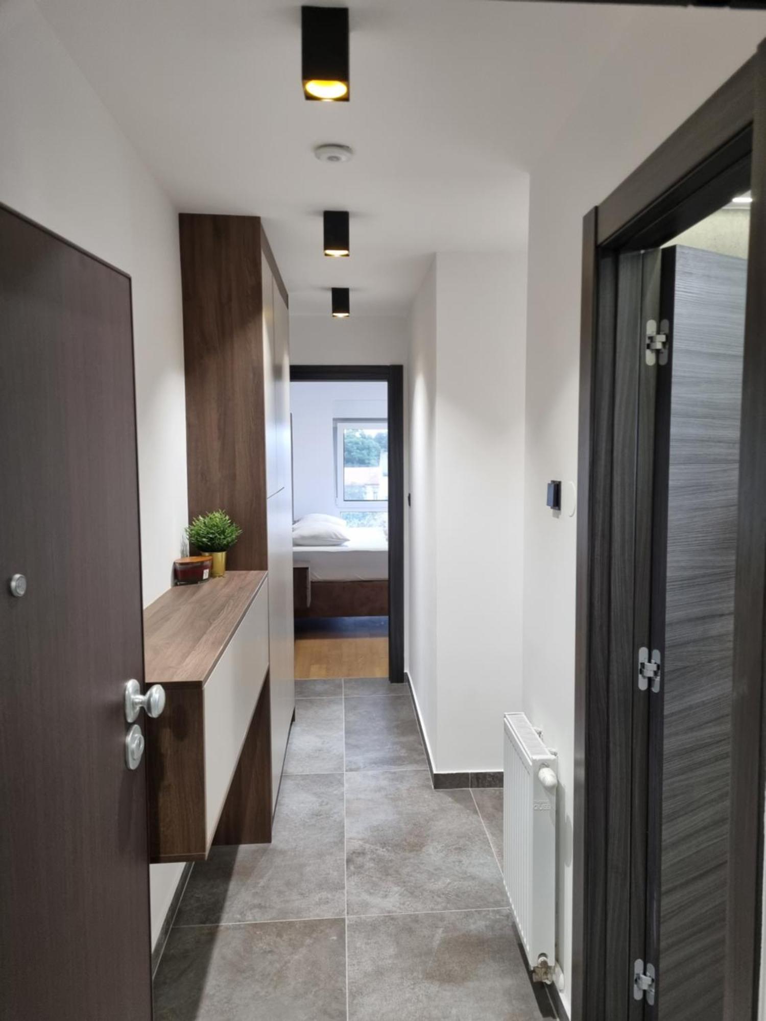 Osijek Luxury Center - Self Check In, Free Private Parking, Ulica Ivana Gundulica 82 Διαμέρισμα Εξωτερικό φωτογραφία